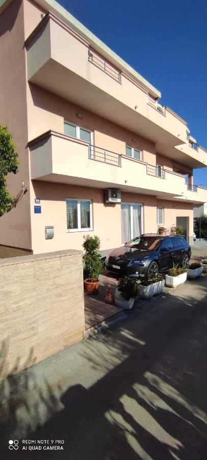Villa Apartments Brecic 1 Kaštela Exterior foto