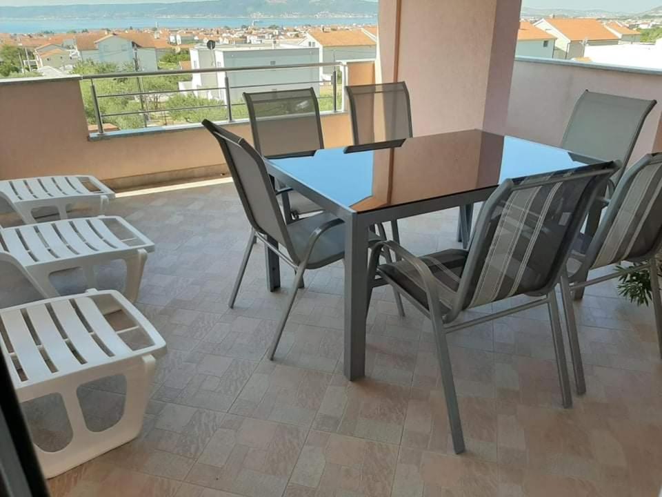 Villa Apartments Brecic 1 Kaštela Exterior foto